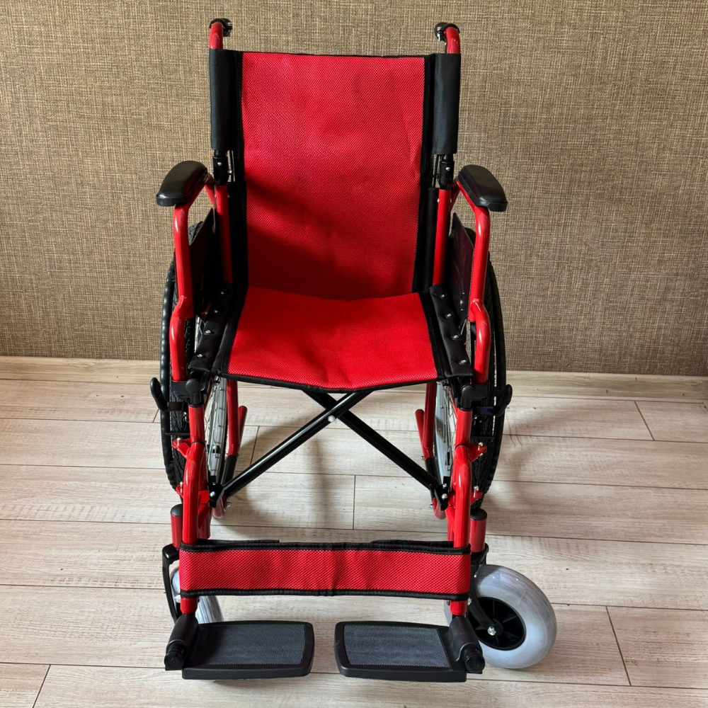 BME4617 Özellikli Tekerlekli Sandalye Kırmızı