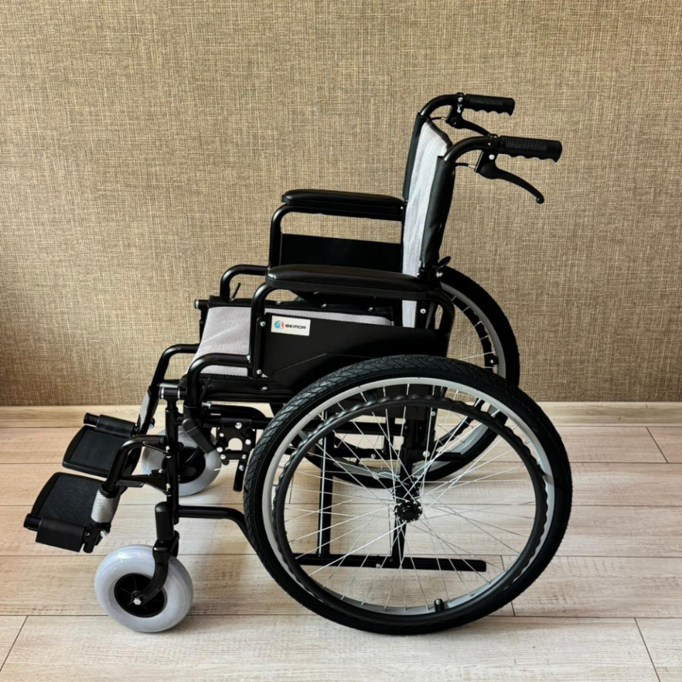 BME4617 Özellikli Tekerlekli Sandalye Gri