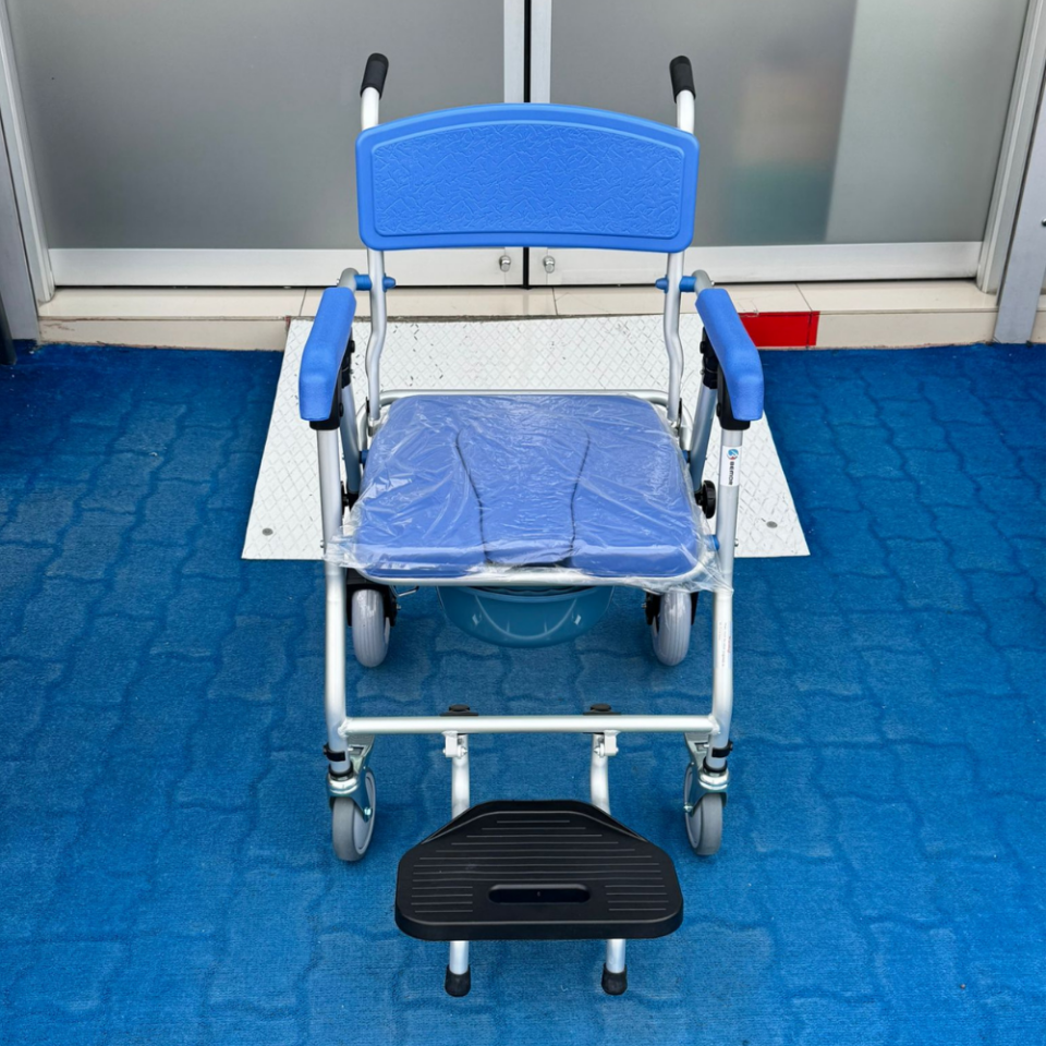 BME310 Banyo Tuvalet Tekerlekli Sandalyesi – Alüminyum, Tuvaletli, Mavi Hasta Sandalyesi