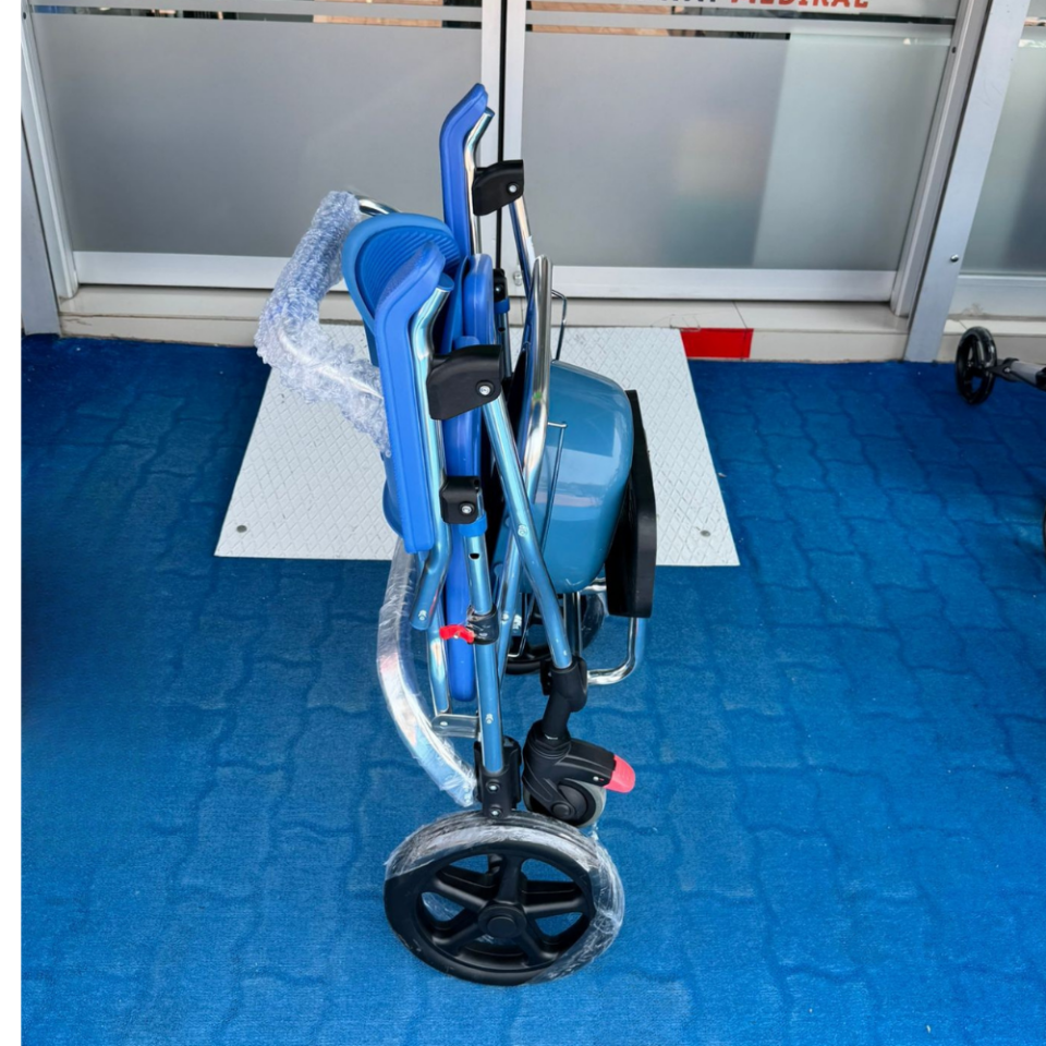 BME320 Mavi Alüminyum Banyo Tuvalet Tekerlekli Sandalyesi