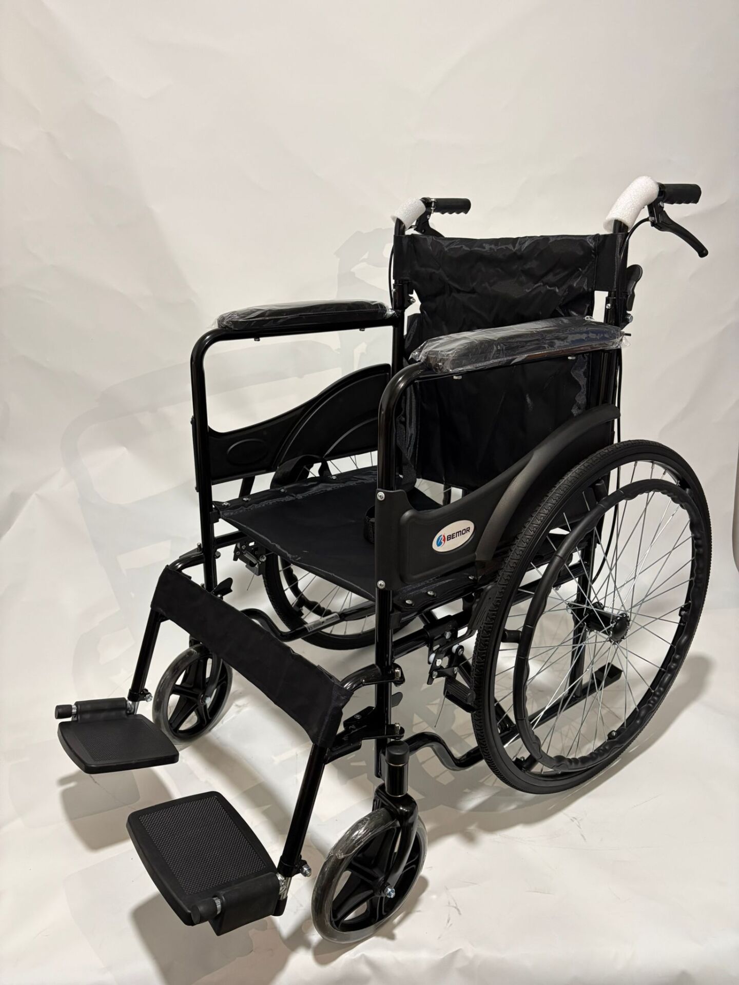 BEMOR DS-24PR Manuel Tekerlekli Sandalye Katlanabilir Hafif Çelik Şase 100 Kg Engelli & Hasta Taşıma